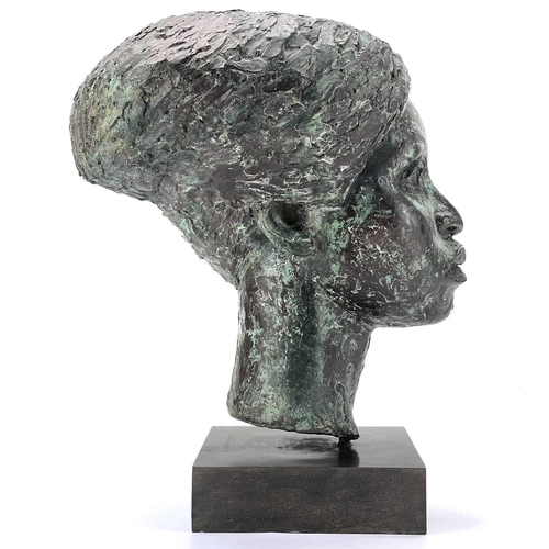 159 - Paul MOUNT (1922-2009) Head Bronzed resin Signed Height 35cm This sculpture is in very good conditio... 