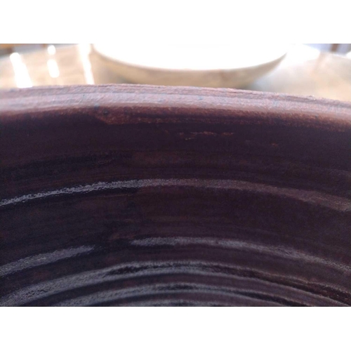 553 - Janet LEACH (1918-1997) Bowl  A large and impressive stoneware bowl with a tenmoku glazed interior I... 