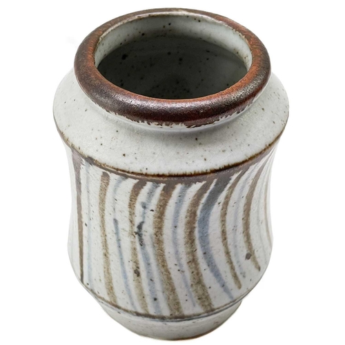 561 - David LEACH (1911-2005) Ynomi Stoneware, impressed personal and Leach Pottery mark to base, height 1... 