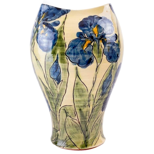 582 - Paul JACKSON (1954) Iris Vase with Plate Ceramic, each signed, vase dated '94, height 22cm. Both the... 