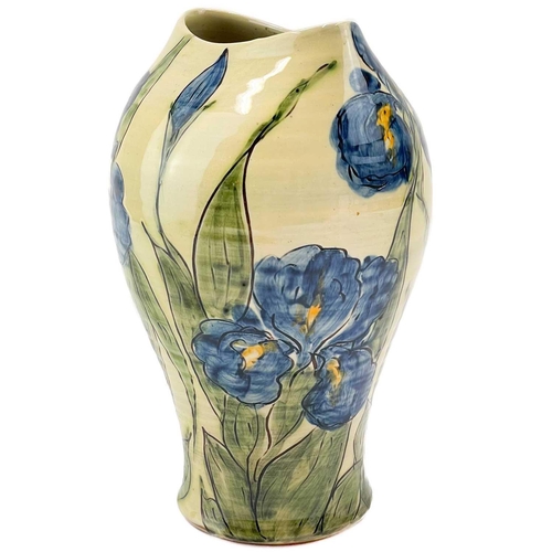 582 - Paul JACKSON (1954) Iris Vase with Plate Ceramic, each signed, vase dated '94, height 22cm. Both the... 