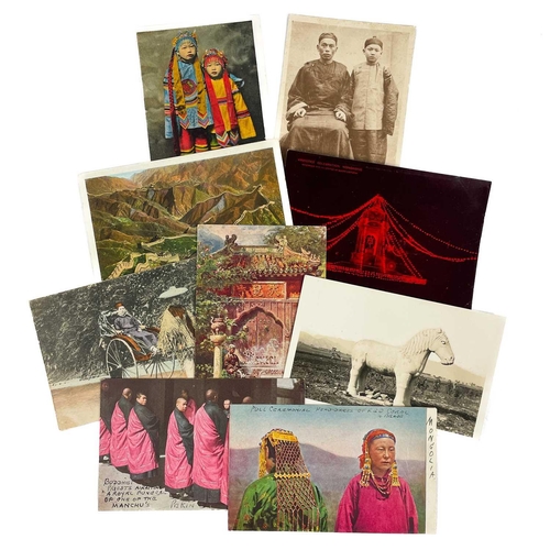 125 - A collection of Chinese and Hong Kong postcards, early 20th century. Two hundred and fifty postcards... 