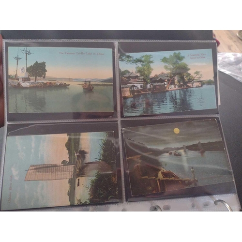 125 - A collection of Chinese and Hong Kong postcards, early 20th century. Two hundred and fifty postcards... 