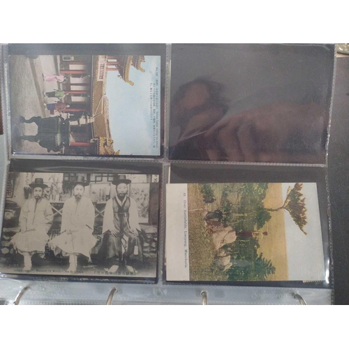 125 - A collection of Chinese and Hong Kong postcards, early 20th century. Two hundred and fifty postcards... 