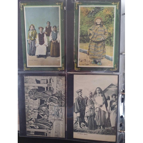 125 - A collection of Chinese and Hong Kong postcards, early 20th century. Two hundred and fifty postcards... 