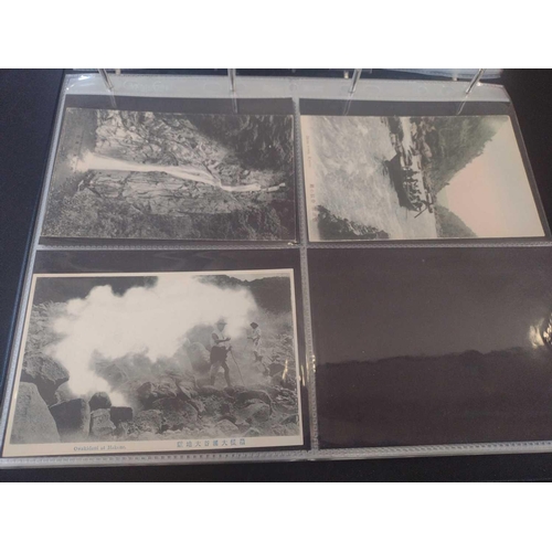 126 - A collection of Japanese postcards, early 20th century. Two hundred and sixty seven Japanese postcar... 