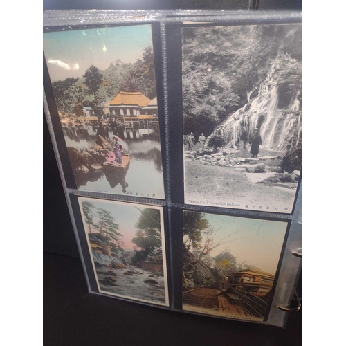 126 - A collection of Japanese postcards, early 20th century. Two hundred and sixty seven Japanese postcar... 