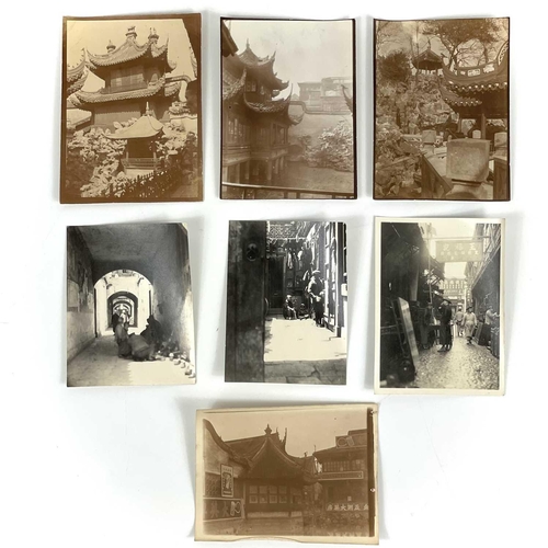 2 - A collection of early 20th century photographs of Shanghai, China. Forty b+w photographs, depicting ... 