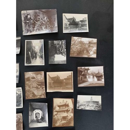 2 - A collection of early 20th century photographs of Shanghai, China. Forty b+w photographs, depicting ... 