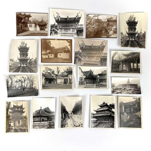 2 - A collection of early 20th century photographs of Shanghai, China. Forty b+w photographs, depicting ... 