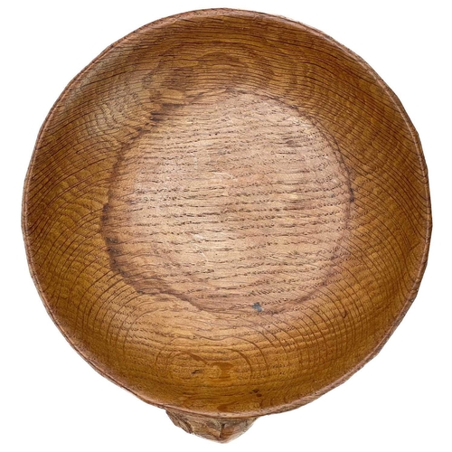 13 - Robert Thompson Mouseman of Kilburn. Oak carved bowl, diameter 16cm. No damage to note, there is a s... 