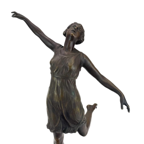 2 - Otto Hoffmann (1885-1915). An Art Deco bronze figure of a young woman, on a stepped marble and onyx ... 