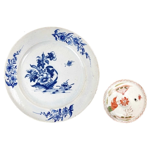 410 - A Lowestoft plate with blue and white floral and insect decoration. Diameter 22cm, together with a L... 