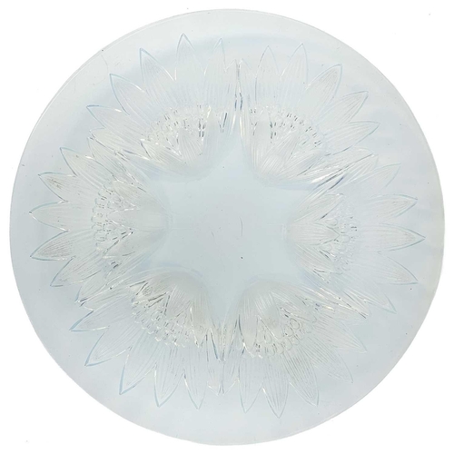 521 - A Pierre D`Avesn French Art Deco opalescent glass lotus flower dish. Raised mark, diameter 30.5cm.