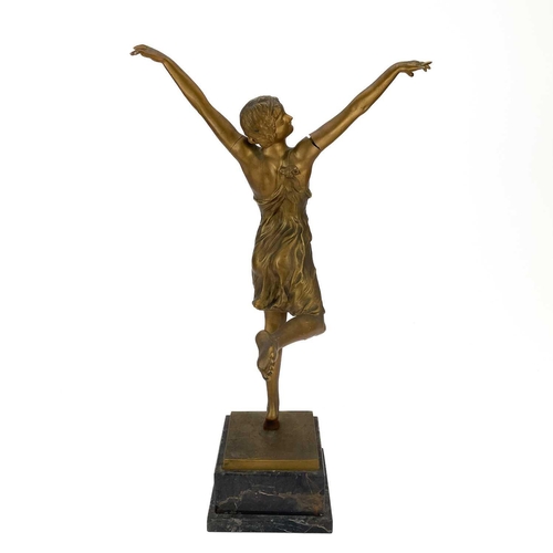 62 - Otto Hoffmann (1885-1915). An Art Deco gilt bronze figure of a young woman on a stepped marble base,... 