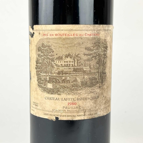 263 - A bottle of Chateau Lafite Rothschild Pauillac 1980. .