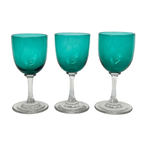 432 - A set of six Victorian green bowled wine glasses. Height 13cm, together with a Nailsea type glass ro... 