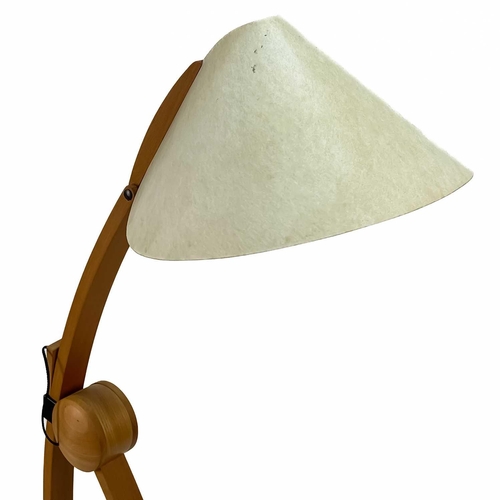 11 - Mario Vivaldi for Domus Pollo adjustable beech floor lamp. Max height 150cm. Light staining and wear... 