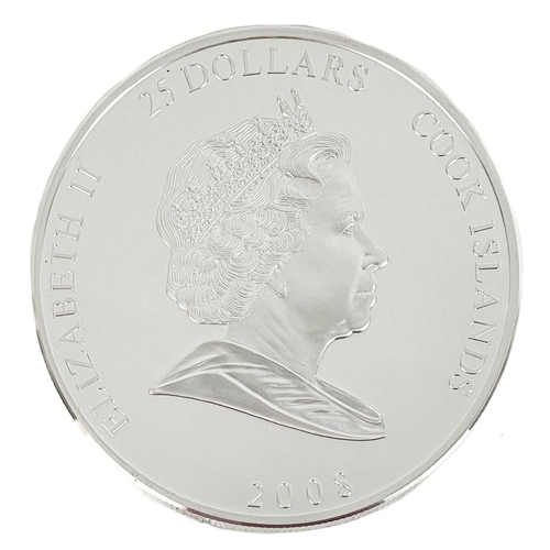 115 - Cased 5 ounce $25 dollar Cook Islands 2008 Queen Elizabeth I commemorative silver proof coin A cased... 