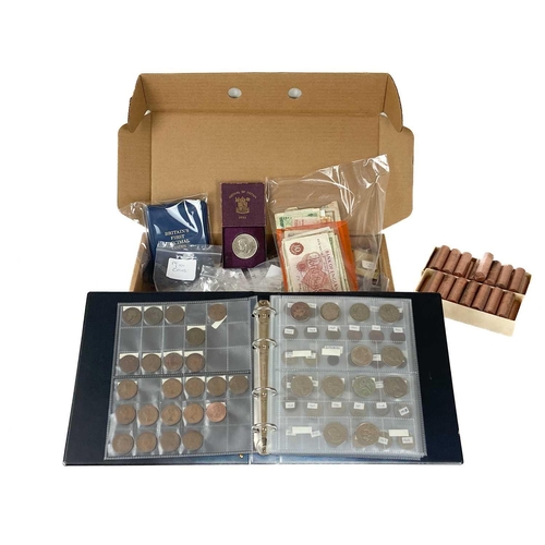 121 - USA, Great Britain and World coins & banknotes including silver Comprising: 1: A wooden box containi... 