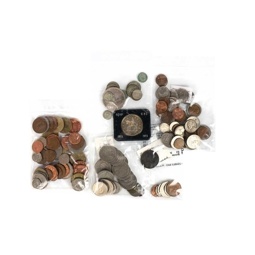 140 - World coinage and bank notes - emphasis on South Africa, Zimbabwe etc. Comprising: 1: A bag containi... 