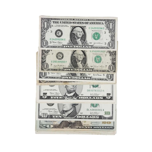 16 - World Banknotes - strength in USA - in excess of 80 notes in total Comprising: 1: USA banknotes tota... 