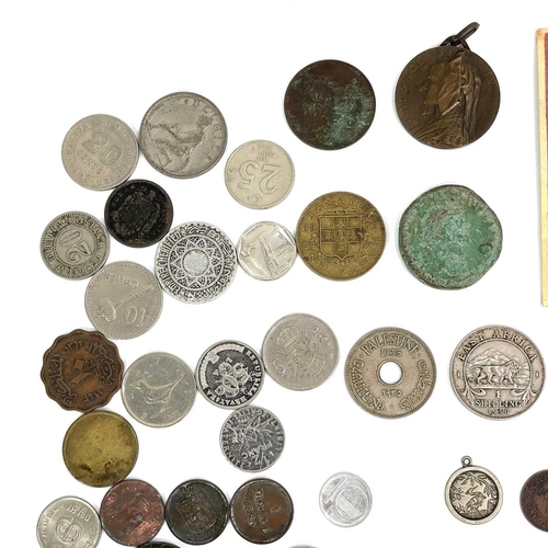 196 - Mixed lot of coins, medallions, tokens A mixture in a bag ranging from Roman to recent: Noted large ... 