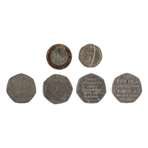 209 - First World War medals plus hammered and other (including decimal coinage) Comprising: 1: First Worl... 