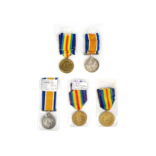 214 - GB First World War Medals (x5) Comprising: 1: Pair awarded to DVR. J. Fraser R.A. 2: War medal award... 