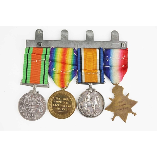 250 - WW1 1914-1915 Trio plus WW2 Defence Medal - Canadian Motor Machine Gun Brigade Four medals awarded t... 