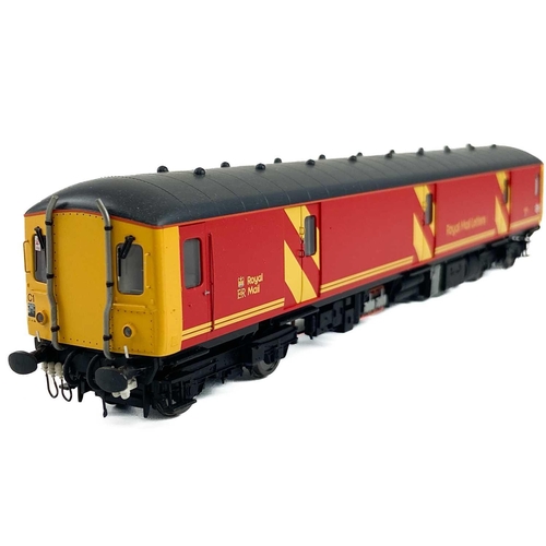 534 - Heljan Class 128 later livery Royal Mail letters vans (x2) Comprising two red and yellow era parcels... 