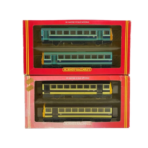 535 - Hornby 142 Twin rail-buses - Skipper & Regional railways (4 vehicles) Comprising: 1: R 326 Chocolate... 