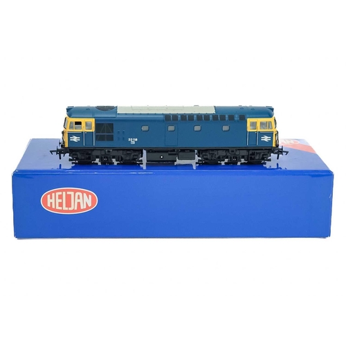 565 - Heljan BR BRCW Class 33/1 diesels (x3) Comprising: 1: 33561 No. 33102 in BR blue (cost new £102) 2: ... 