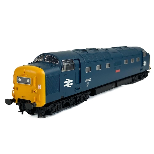 574 - BR English Electric D9000 - D9021 (class 55) 