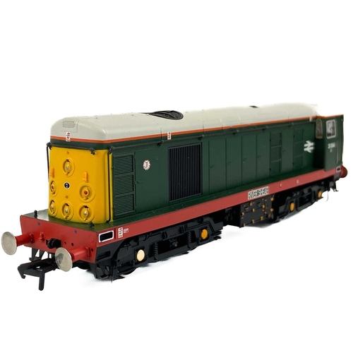 580 - BR English Electric type 1 D8000 on (Class 20) 