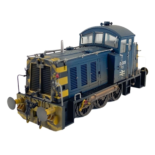 586 - Heljan / Bachmann Class 07 and 08 Diesel Shunters (x3) Lot comprises: 1: Heljan weathered class 07 N... 