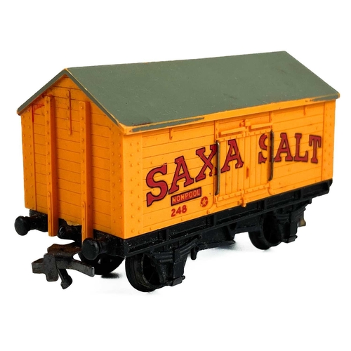 606 - Hornby Dublo red boxed wagons / vans (x33) Comprising: 4300 Blue Spot Fish van; 4305 Passenger Fruit... 