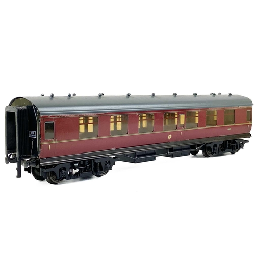 617 - O Gauge Ace Trains BR Maroon Mark 1 Boxed set of 3 coaches (Coach set 