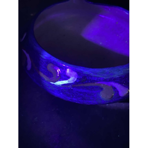 126 - Bernard LEACH (1887-1979) An early, circa 1923, footed bowl with turned-in rim and lip, cream crackl... 