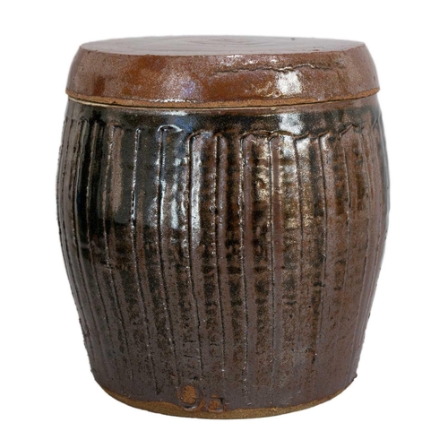 127 - Bernard LEACH (1887-1979) Bread crock or large lidded jar circa 1960, including lid, stoneware iron ... 