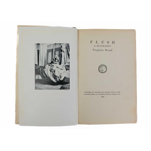 223 - Virginia Woolf Five Titles Flush a Biography, 1933, Orig cloth boards, slight foxing, contents and t... 