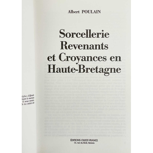 344 - Five French language titles on the history of Bretagne Albert Poulain, 'Sorcellerie Revenants et Cro... 