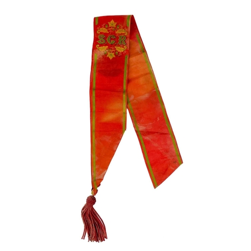 140 - A plaster sculpture of a Sleeping Lion, after Canova. Height 15cm, length 31.5cm, together with a pr... 