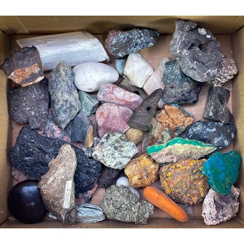 154 - A large collection of minerals. Some sorted, mostly loose, rough minerals. Including several polishe... 