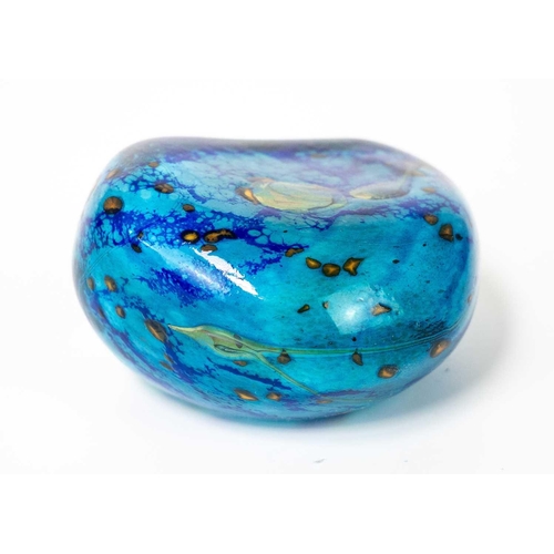 28 - Peter Layton (1940) Studio glass bowl. Signed to the base, diameter 12cm, together with a similar sm... 