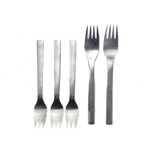 3 - A part canteen of Georg Jensen 'New York' pattern stainless steel cutlery. Designed by Henning Koppe... 