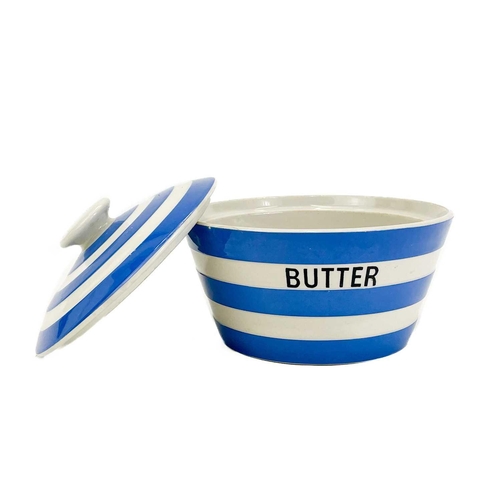 363 - A T.G. Green Cornishware circular lidded butter dish. Green printed mark to base, 14.5cm diameter, t... 