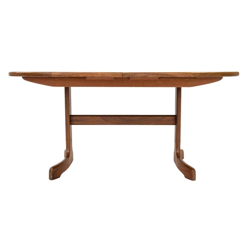 43 - A mid century G Plan teak oval extending dining table. Height 72cm width 163cm depth 107cm, together... 