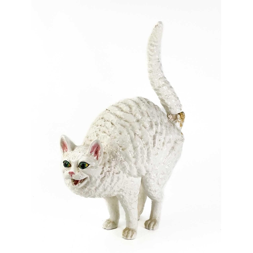 490 - A large white Casa Pupo cat figurine. Damaged. Height 56cm. Together with four other smaller feline ... 