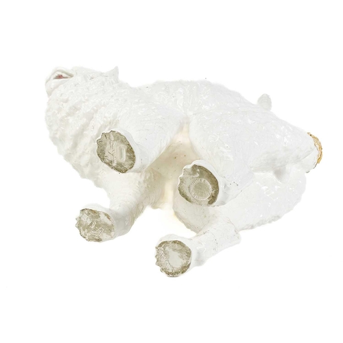 490 - A large white Casa Pupo cat figurine. Damaged. Height 56cm. Together with four other smaller feline ... 